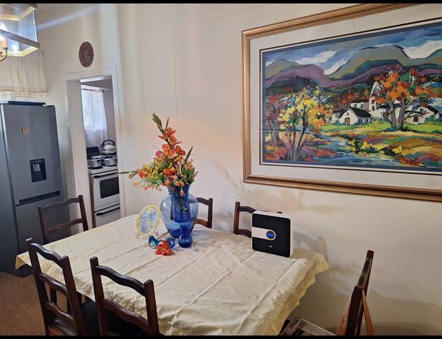 2 BEDROOM APARTMENT FOR SALE IN THREE RIVERS PROPER